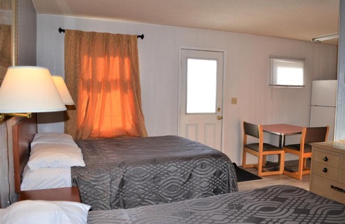 Burstall Hotel | The Villager Motel