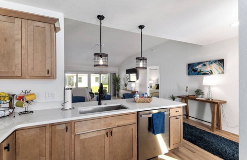 Okahumpka House | The Villages Oasis w/Golf Cart
