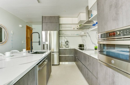Cocoplum Condo | The Villas at Cocoplum'Trigger Fish' Apartment 112