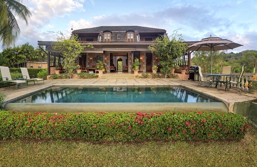 Black Rock Villa | The Villas At Stonehaven