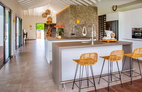 Jan Thiel Hotel | The Villas by LXRYHOME