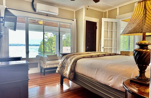 Diamond Point Hotel | The Villas on Lake George