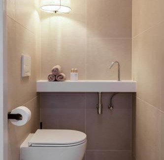 Groet House | The Ville