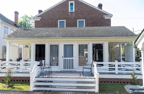 Franklin House | The Vine-4 Bedrooms