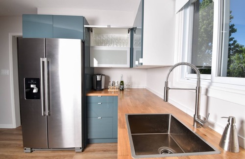 Wellington House | The Vine House - Go to the vineyards!
