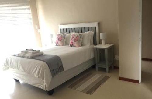 Klawer House | The Vine