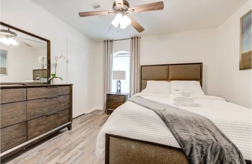 Webster Villa | The Vintage @ Houston NASA [5BR Executive Villa]