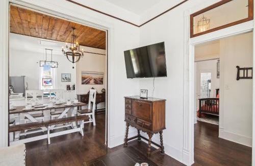 Galveston House | The Vintage Sea Turtle