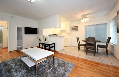 Palms Apartment | The Vinton #9