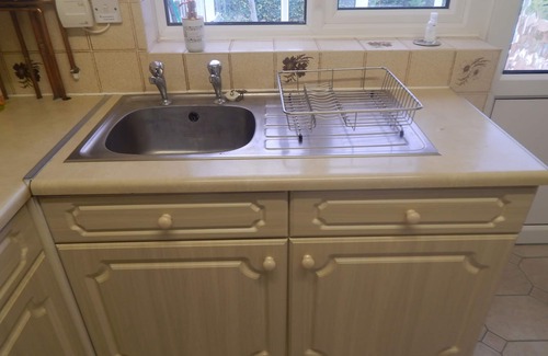 Cherry Hinton House | The Vinyard - Corporate & family stay with parking