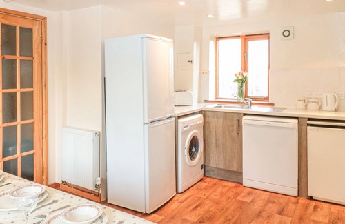 Bude House | THE WAGON LINNEY, pet friendly, with a garden in Bude