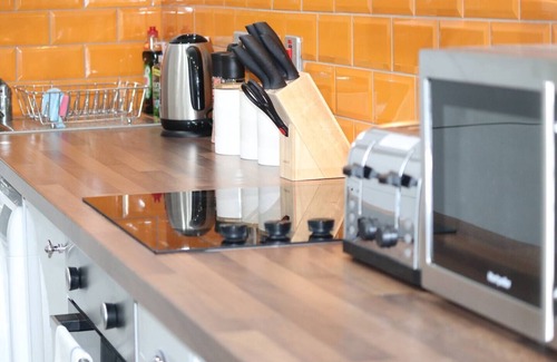 Halifax Apartment | The Wainhouse Apartment 209