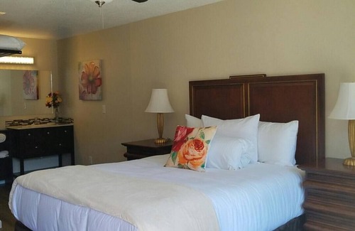 Waldport Hotel | The Waldport Inn