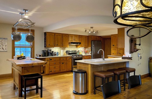 Port Rowan Other | The Walnut Grove Estate is a spacious and cozy farm house. 50 Acres of privacy