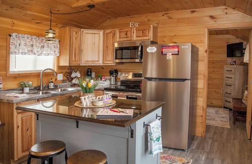 Bradford House | The Wander-Inn, Located in The Finger Lakes Region