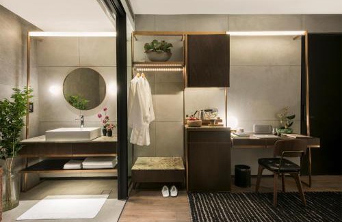 Singapore River Hotel | The Warehouse Hotel, Singapore, a Member of Design Hotels