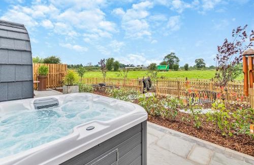 Derbyshire House | The Warren - Uk47582