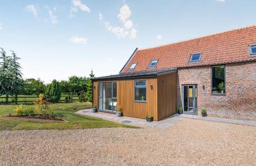Arnold House | The Warren - Uk42858