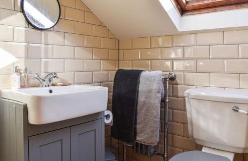 Tideswell House | The Warrington House