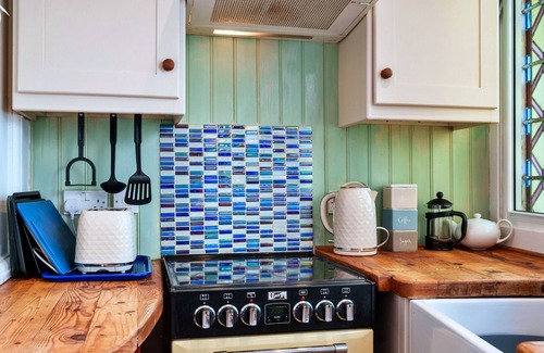 Kingsand Ski Chalet | The Wash House
