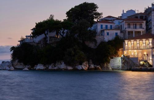 Skiathos Apartment | The Water