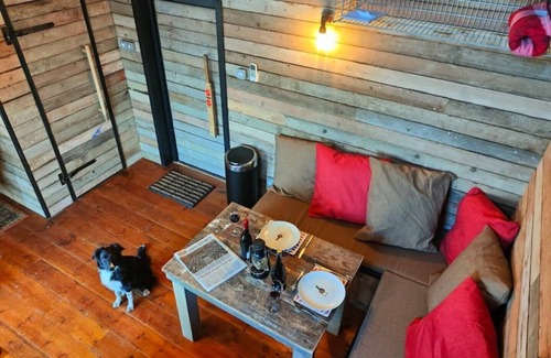 Woodbridge Cabin | The Water Shack - Amazing tiny house retreat