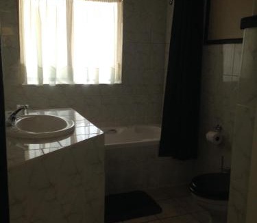 Vaalview Cabin | The Waterfront Country Lodge