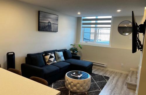 Keith Apartment | The Waterfront cozy 1 bd suite in Rockland Park, Tuscany NW