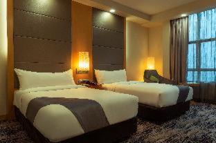 Kampung Lintang Hotel | The Waterfront Hotel Kuching