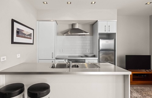 Paihia House | The Waterfront - Paihia Holiday Apartment