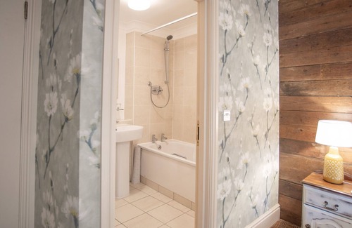 Tuckenhay Bed & Breakfast | The Watermans Arms