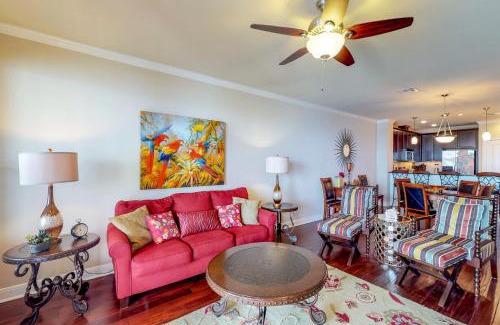 Horseshoe Bay Apartment | The Waters Condo Building 5 Patriot's Retreat