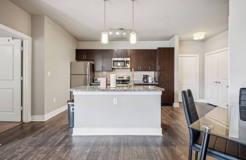 South Arlington Apartment | The Watson 357 I Spacious 1 Bed 1 Bath