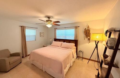 Michigan Beach House | The Wavestay I 4 min walk to Beach