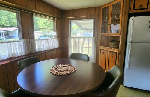 White Cloud House | The Way Back - Groovy 1970s Time Capsule – Retro Vibes, Modern Comfort!