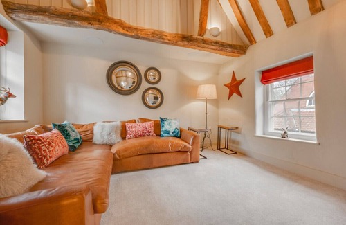 Little Walsingham House | The Wedge - Two Bedroom House, Sleeps 4