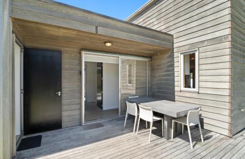 Omaha House | The Weekender - Omaha Holiday Home