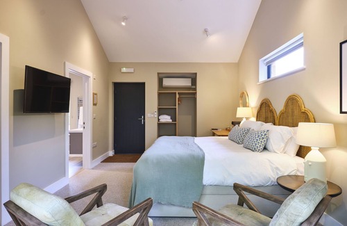 Barrow Cabin | The Weeping Willow Lodges