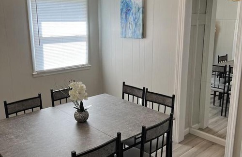 Winston - Salem House | The Welcoming Winston 3BR Cozy Home & Pool Table