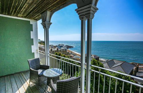 Ventnor Hotel | The Wellington Hotel