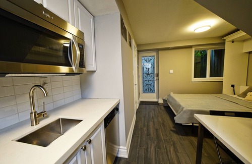 Wellington Place Apartment | The Wells Suites