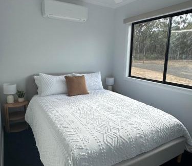 Goornong House | The Wellsford Cabin - Retreat & Holiday With Your Horse