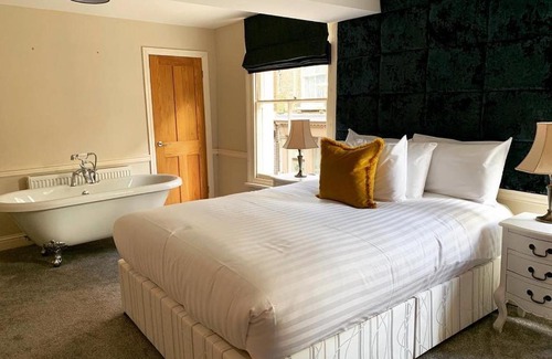 King's Lynn Apartment | The Wenns Chop and Ale House