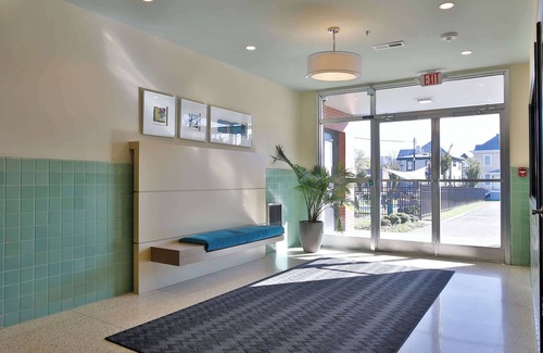 Roanoke Apartment | The West End Flats Downtown Free Parking