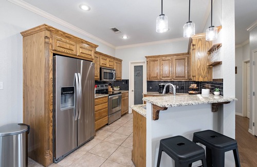 Canyon House | The West Nest 2 -Families, 2 Kings, Game Room