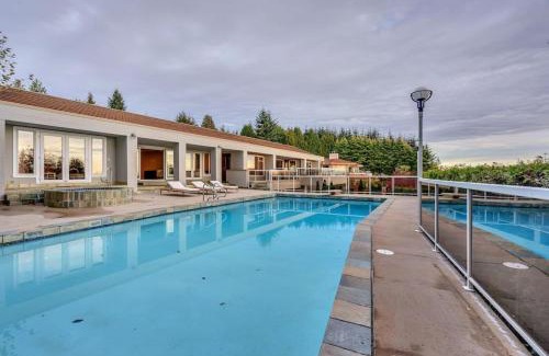 West Vancouver House | The West Vancouver Getaway Estate 5 Bedrooms