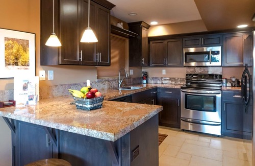 Sedona Condo | The Western Suite #1 @ Vista Ridge Sedona - Luxury Patio 1 bed/1 bath Condo