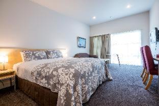 Fox Glacier Hotel | The Westhaven Motel