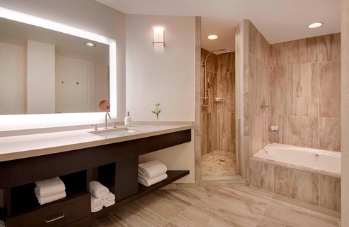 Park Central Hotel | The Westin Dallas Park Central