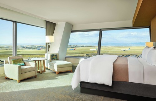 Dupont Hotel | The Westin Denver International Airport